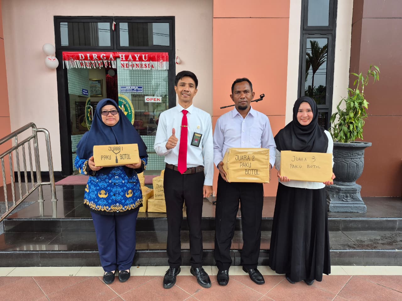 pembagian hadiah hut 80 10